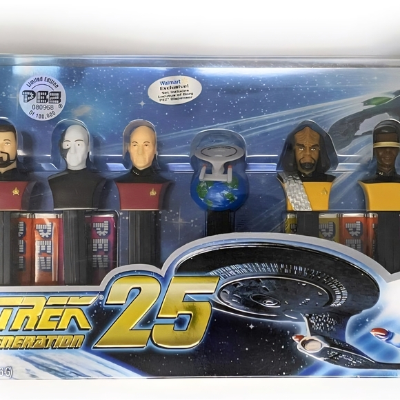Star Trek: The Next Generation 25th Anniversary Collectors Set - Picture 8 of 9